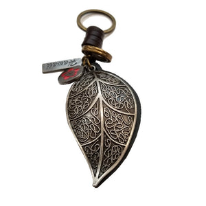 Hilo Hattie "Leaf" Keychain